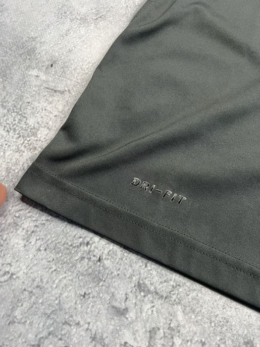 Nike Dri Fit футболка чоловіча для спорту