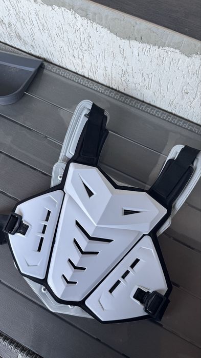 Мотопанцирь, для защиты груди и спины