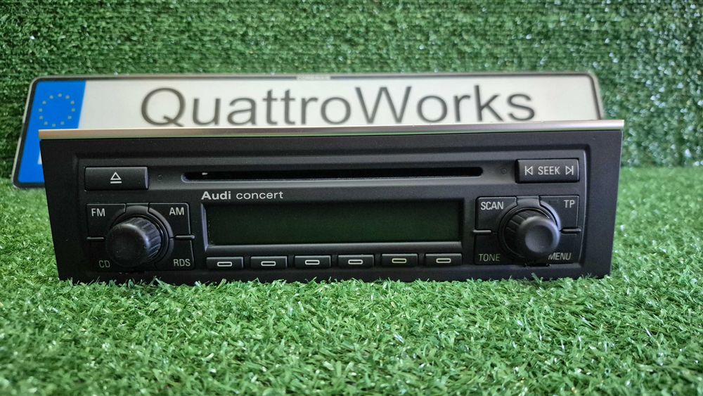 Rádio Original Audi Concert 1DIN Audi A4 B6 B7 8E 8H Ref. 8E0.035186D em Excelente Estado