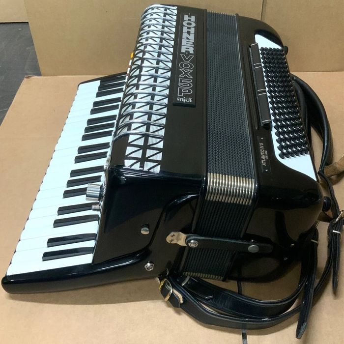Hohner Atlantic IVs vox 5p midi