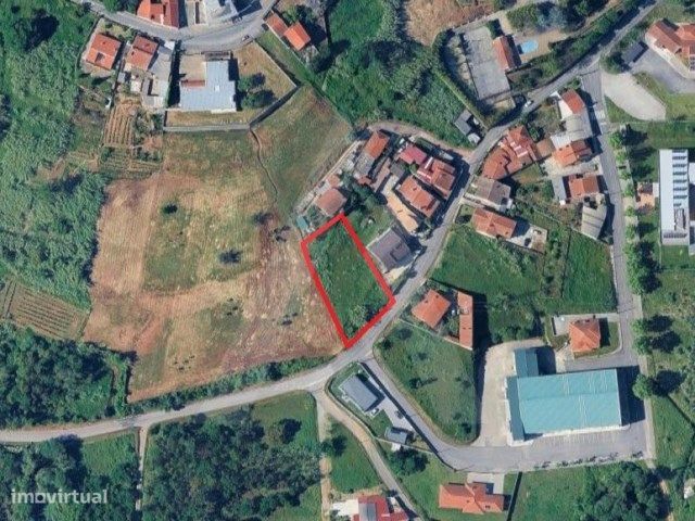 Buildable Plot with Excellent Location!