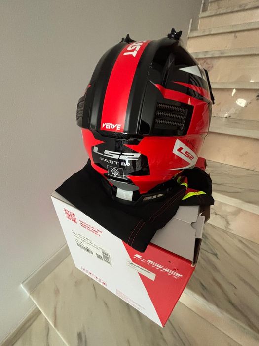 Capacete marca ls2