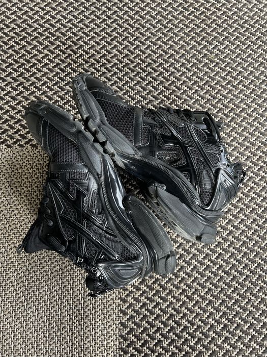 Balenciaga runner