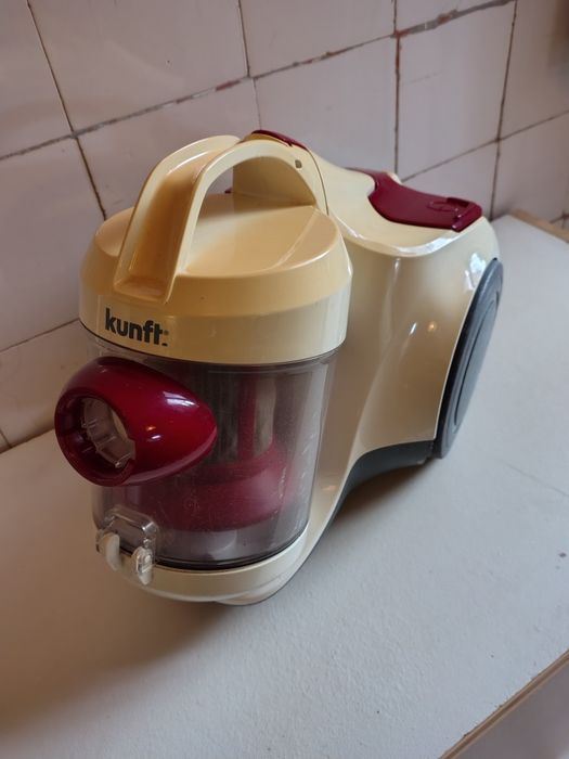 Aspirador Kunft (¥)