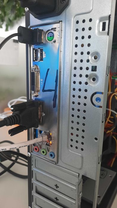 Системний блок: i3-6100, 120Gb SSD, 8Gb RAM