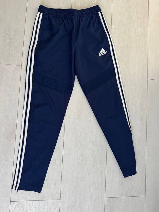 Спортивні штани Adidas