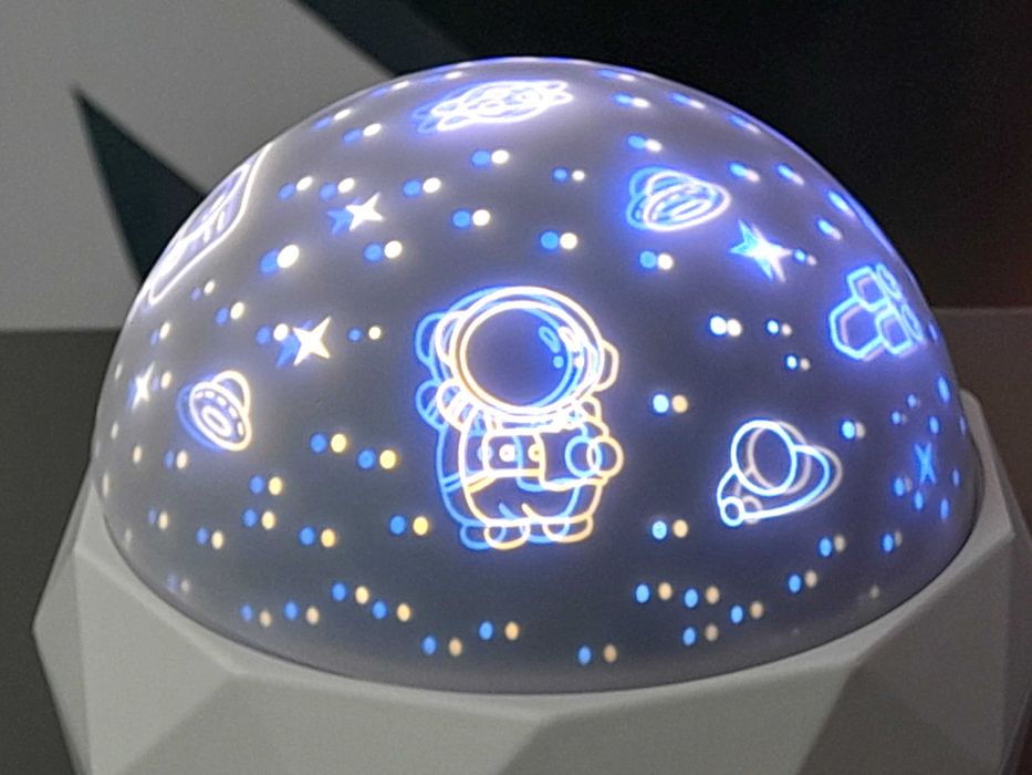 Projetor Espacial com Caixa de Som Bluetooth64729407528193122