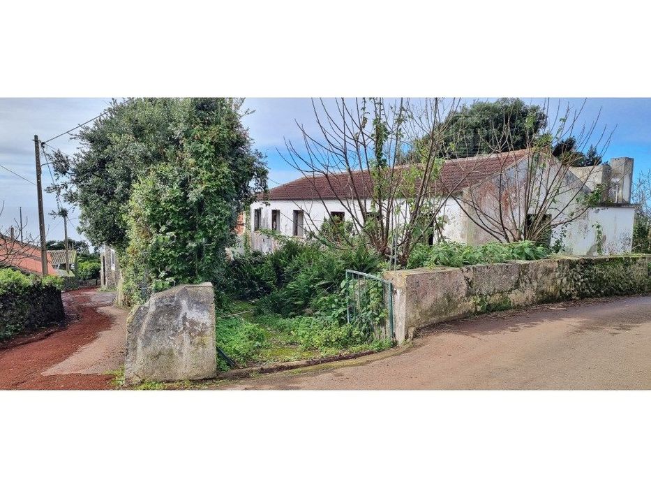 VENDA de CASA - MORADIA para reabilitar - São Bartolomeu de Regatos...