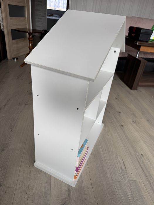 Regał/domek dla lalek Montesorri