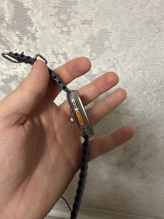 Продам эпл вотч ультра 1
