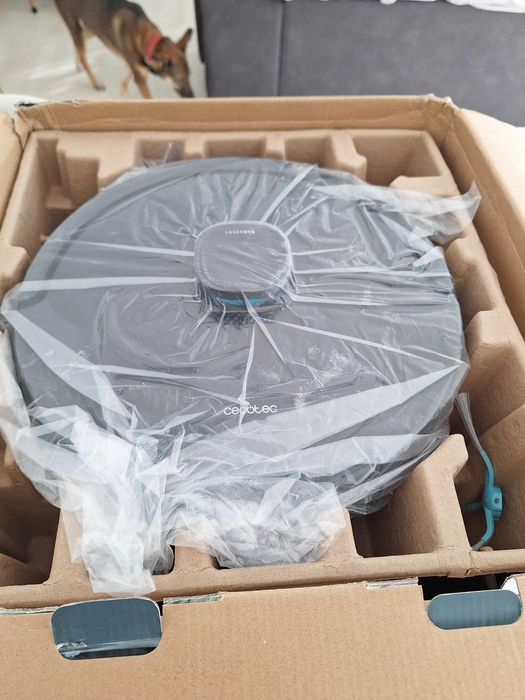 Aspirador robot com depósito