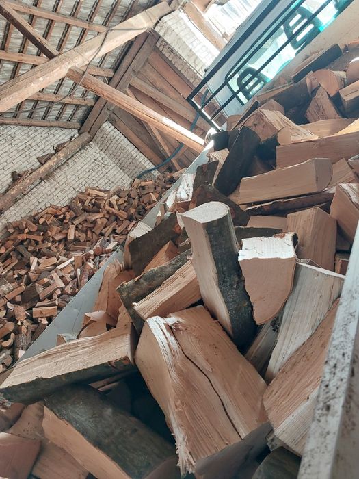 Drewno opał Suche kominek Sędziszów Sokołów Brzeźnica Dębica Mielec