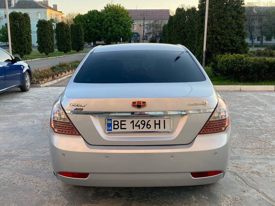 Geely Emgrand 7 в хорошем состоянии