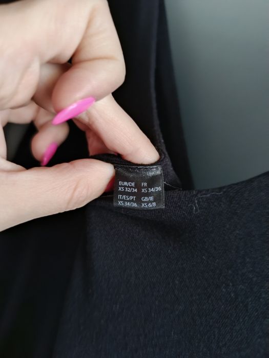 Długa sukienka czarna XS S