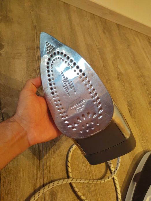 Ferro de passar Rowenta com caldeira