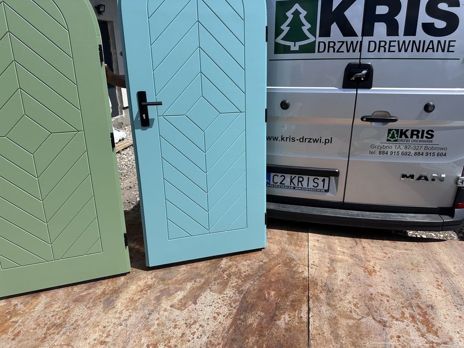 Drzwi zewnętrzne drewniane ŁUK Łukowe w Łuku Na Wymiar zielone białe
