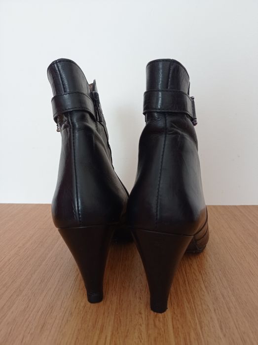 Botas pretas Charles