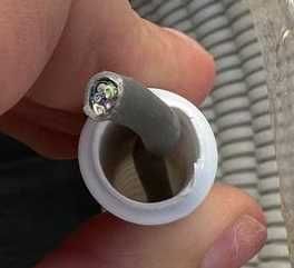 Liquidação de restos de cabos e tubos – preços baixos!