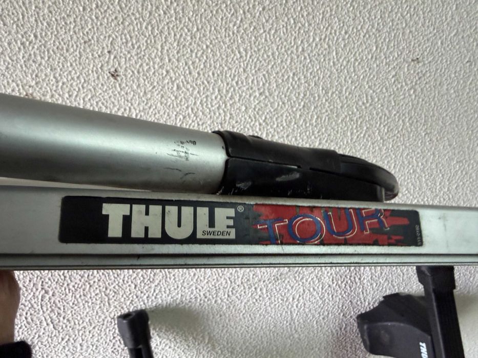 Barras de Tejadilho e Suporte para Transporte de Bicicletas Thule Tour