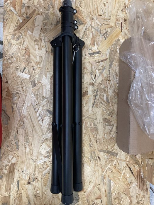 Tripé aluminio preto