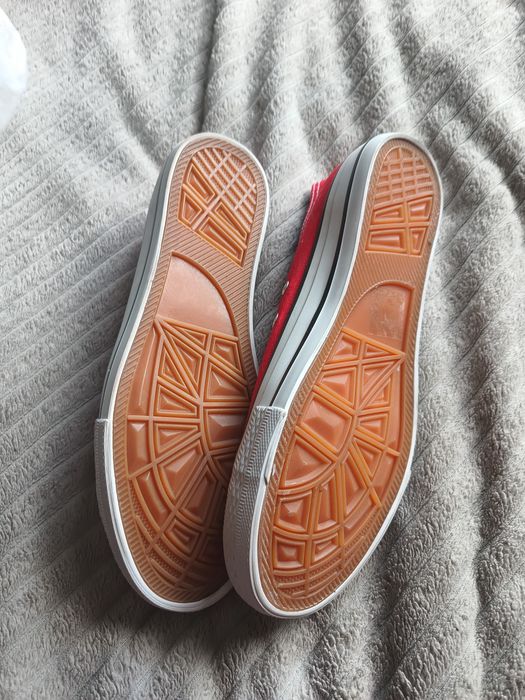Nowe trampki rozmiar 39