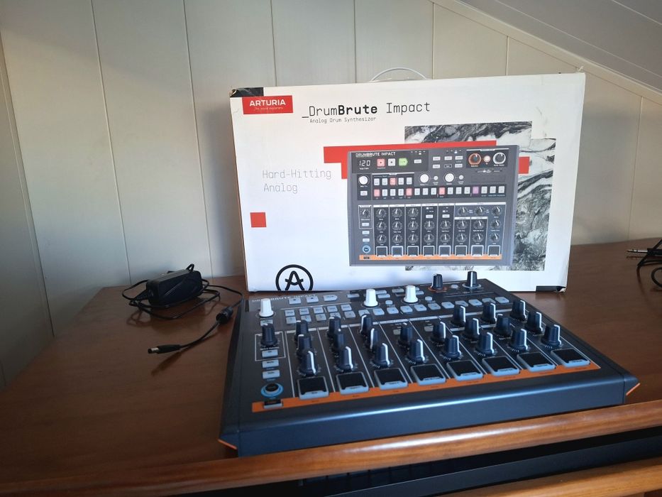 Arturia Drumbrute Impact