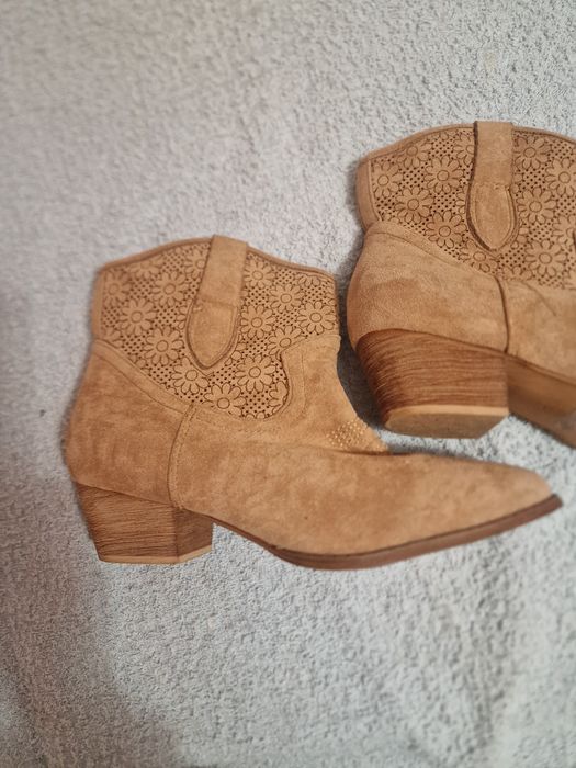 Vários Botins  N 37/38