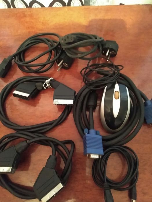 Кабеля для компьютера переходники для компа и TVа и TV.