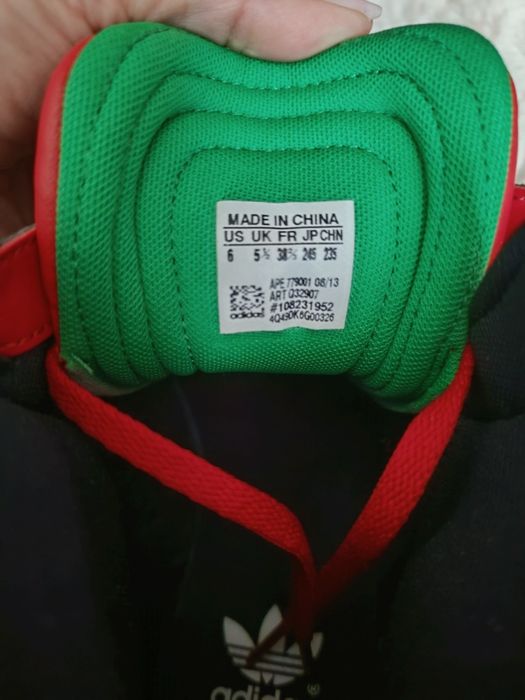 Кросівки Adidas. Оригінали
