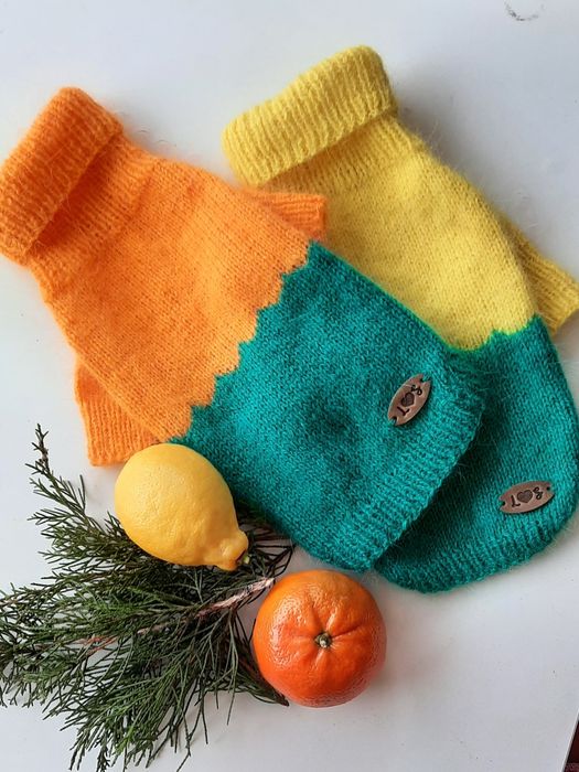 Вязаные свитера для маленьких питомцев