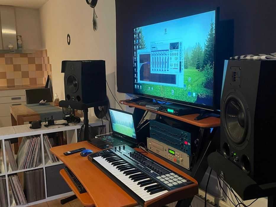 Monitory studyjne Adam Audio A8X