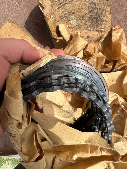 Кольца поршневые всех размеров 92.0  -- 93.5 широкие Газ-53 САЗ ЗмЗ