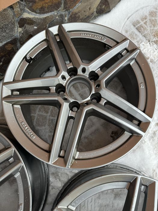 Диски R16/5/112/7J/ET48 Uniwheels M10