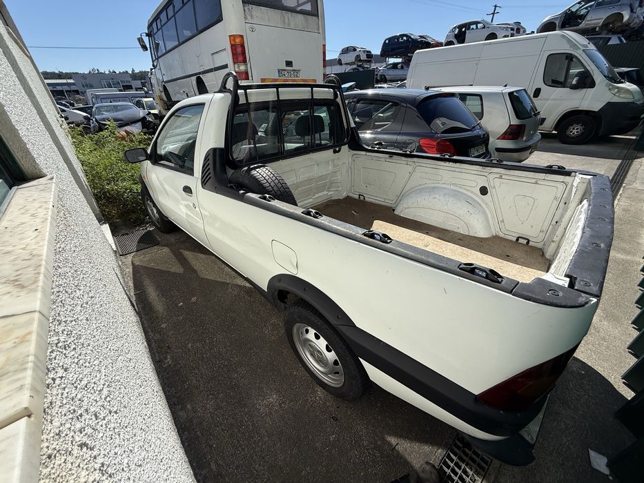 Fiat Strada (peças)