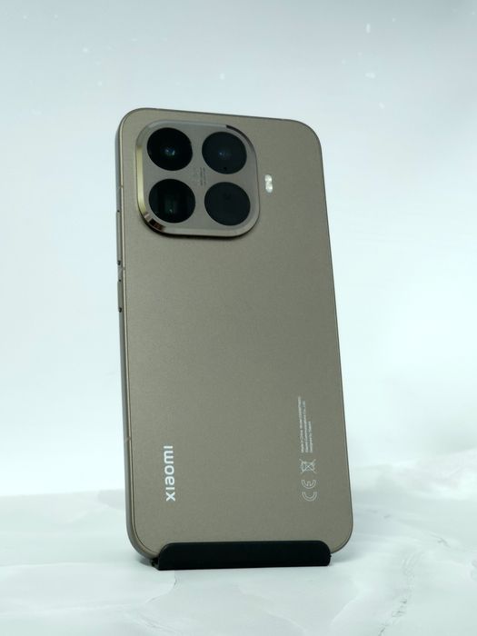 Xiaomi 15T Pro 12/512 как новый!