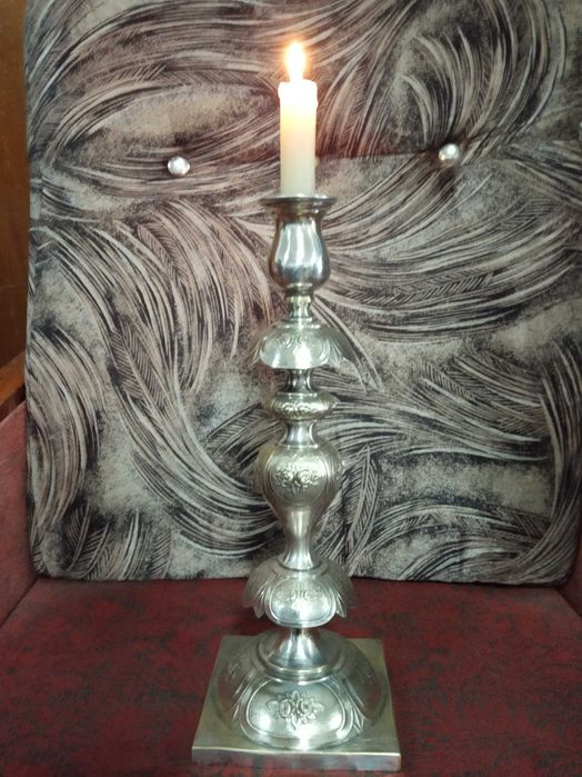 Посеребренный  подсвечник, высота 36 см.  Старина.