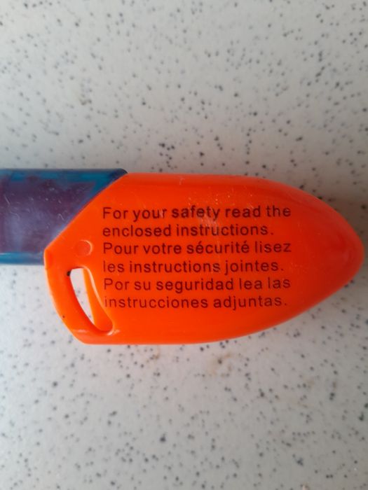 Трубки для підводногт плавання.