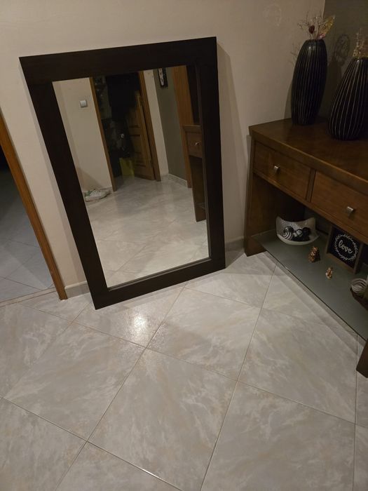 Cómoda e esoelho Wengue novo