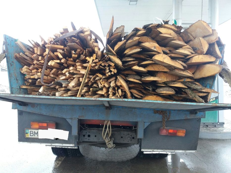 Дрова обрезки твердых пород с доставкой под дом