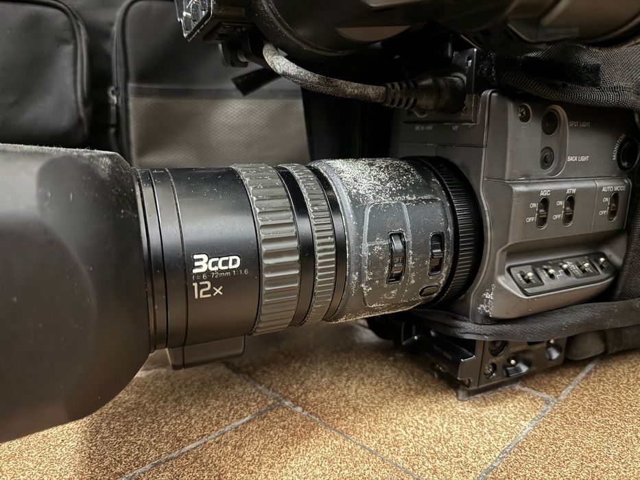 Câmera Sony DSR-250P + Acessórios