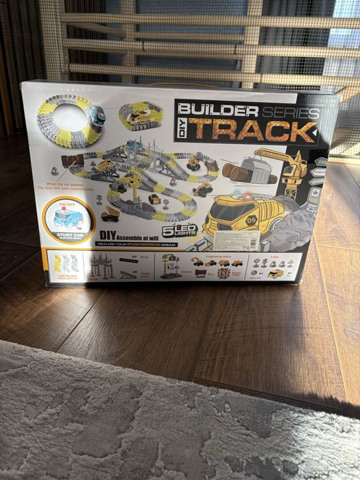 авто трек у будівельній тематиці “Builder Series Track