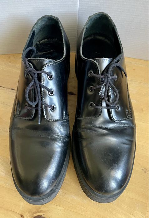 Czarne półbuty COS 38