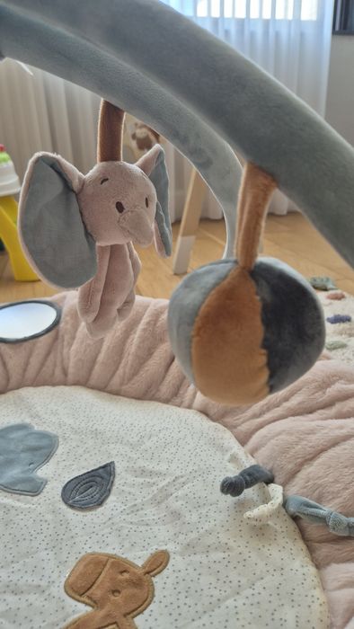 Manta redonda ginásio infantil Nattou