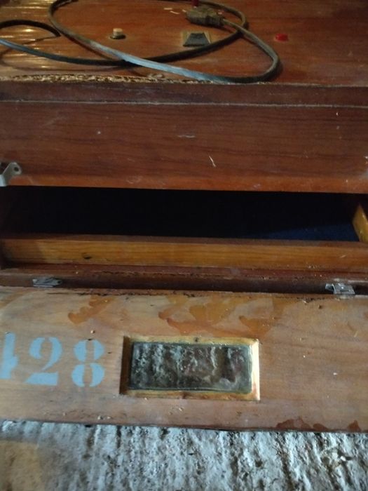 Chocadeira de Madeira 72 ovos já usada