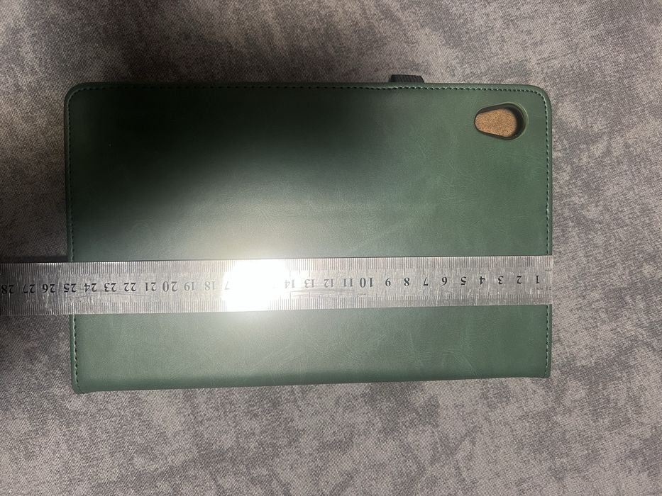 Продам чохол на планшет Lenovo Tab M 10 HD Gen 2 10 1