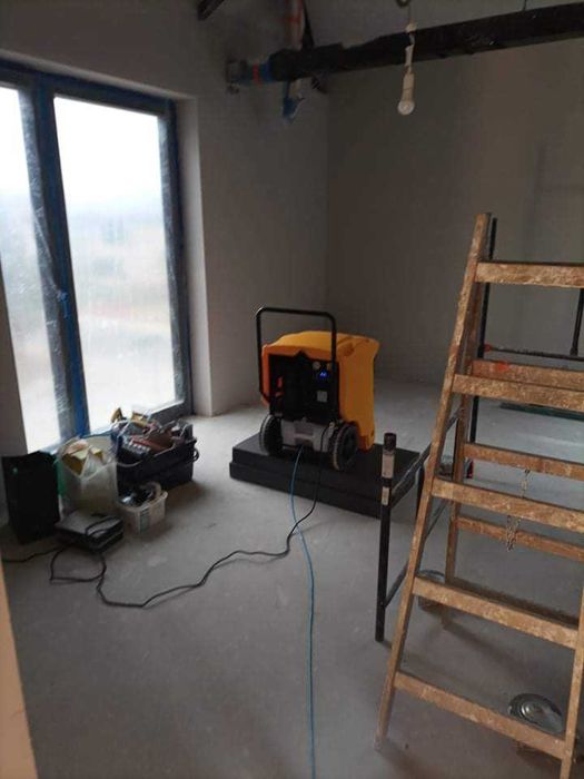 WYNAJEM Osuszacz powietrza Osuszanie po tynkach wylewkach zalaniu