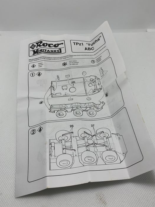 Miniatura veiculo reconhecimento militar Roco H0 1/87