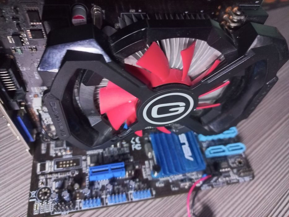 Комплектуючі ПК.