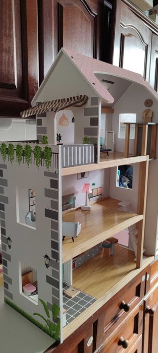 Casa de Bonecas + acessorios