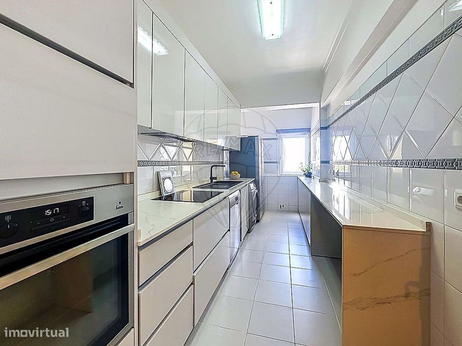 Apartamento T4 para venda